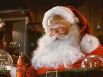 В Великобритании умер легендарный Санта-Клаус из рекламы Coca-Cola